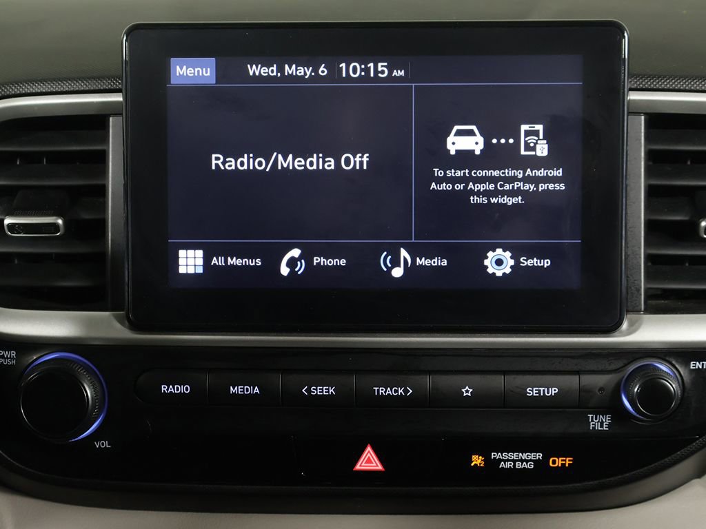 Certified 2024 Hyundai Venue SEL FWD image 38