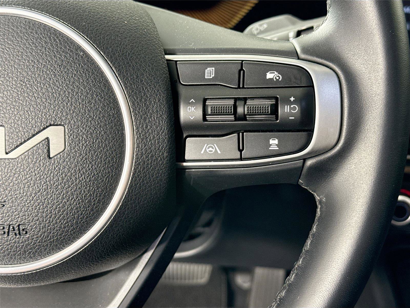 Used 2025 Kia K5 GT-Line w/ GT-Line Premium Package FWD image 19