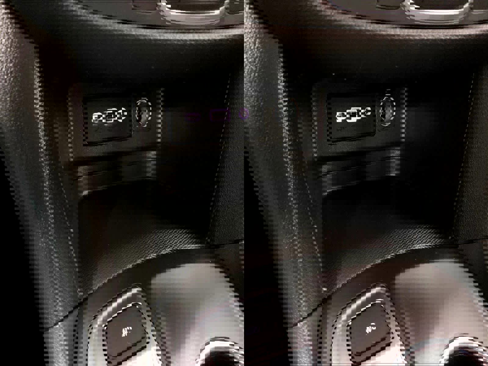 Used 2022 Chevrolet Equinox LT w/ LPO, Floor Liner Package image 26