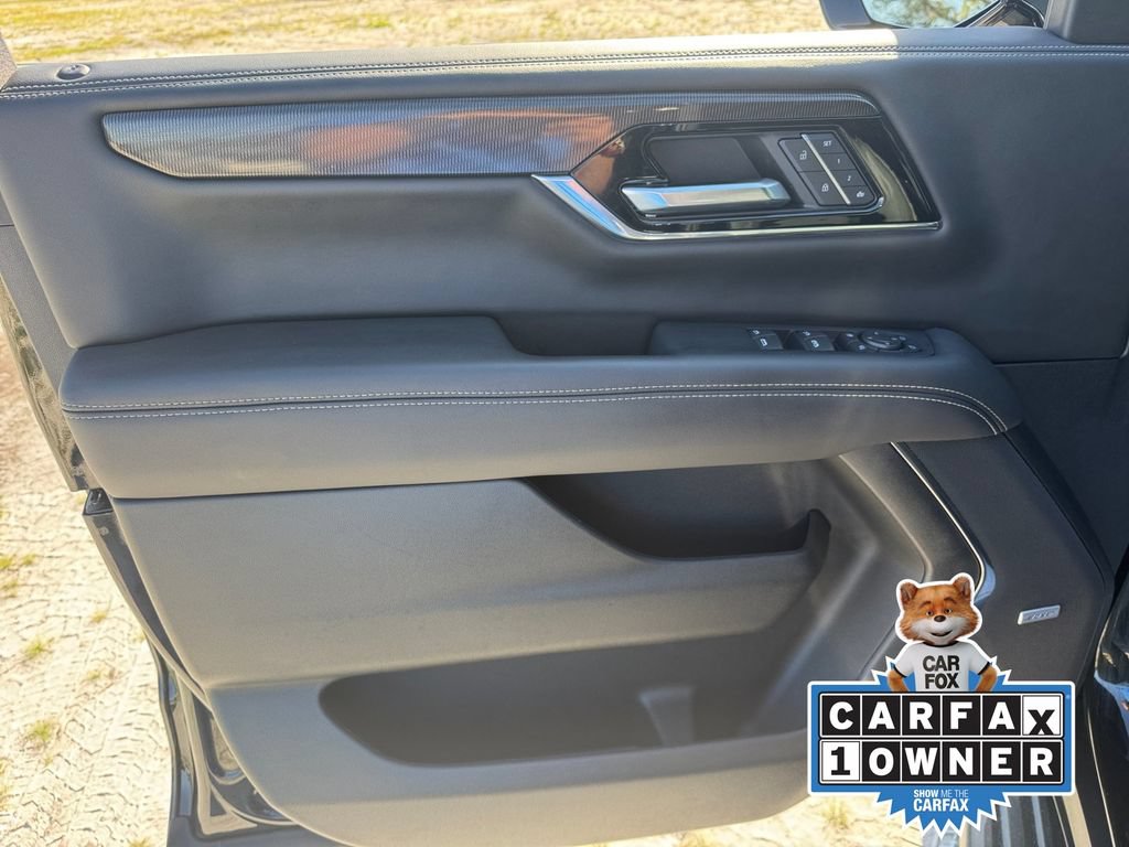 Used 2025 GMC Yukon XL Elevation AWD/4WD image 33