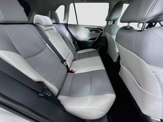 Certified 2025 Toyota RAV4 Limited FWD image 29