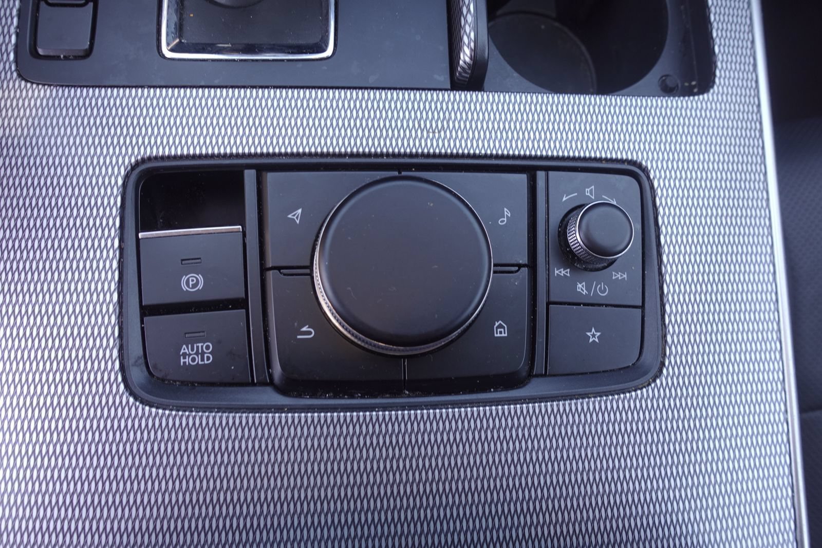 Certified 2024 MAZDA CX-90 Plug-In Hybrid w/ Preferred AWD/4WD image 24