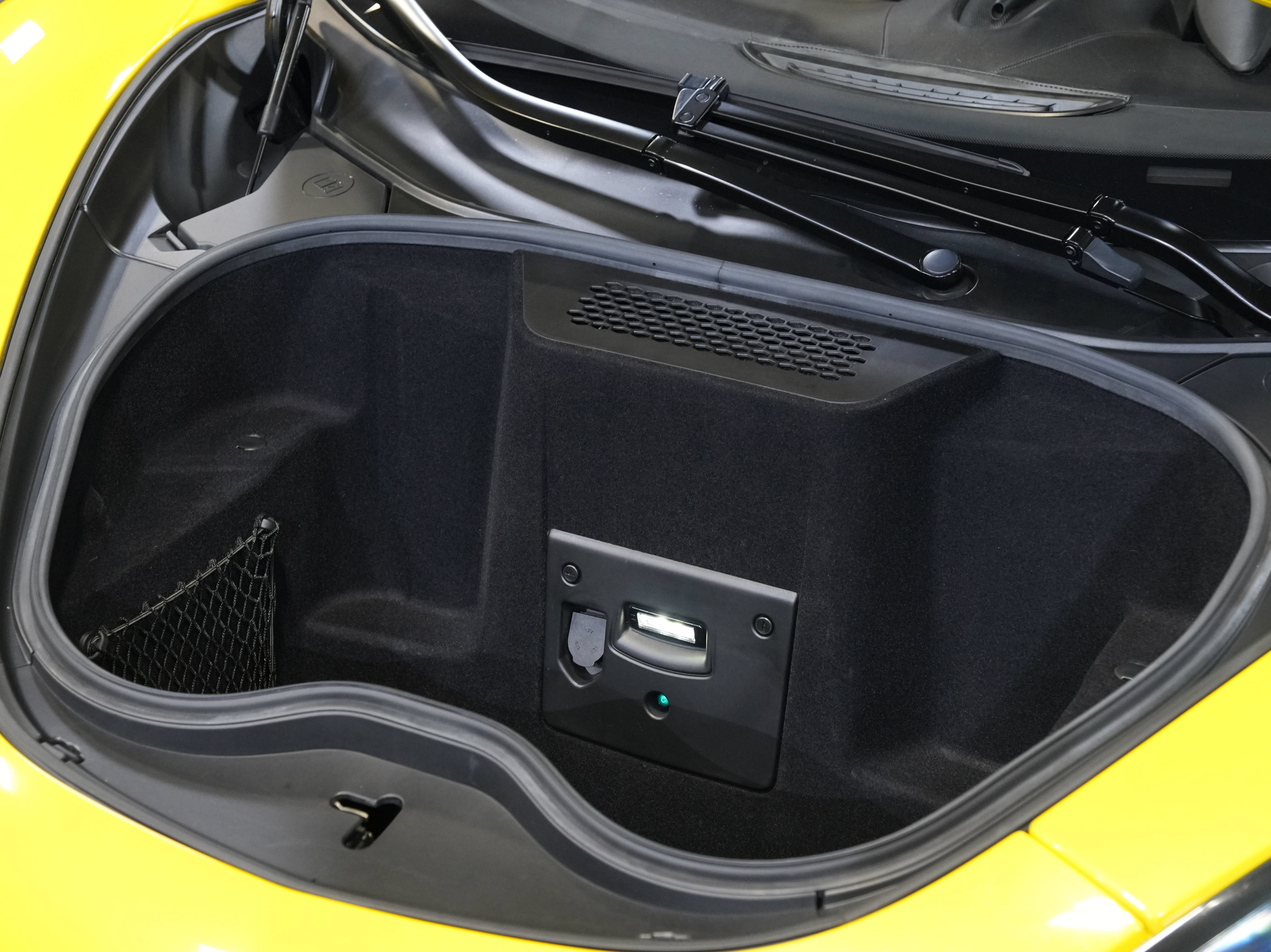 Used 2020 McLaren 600LT Spider RWD image 46