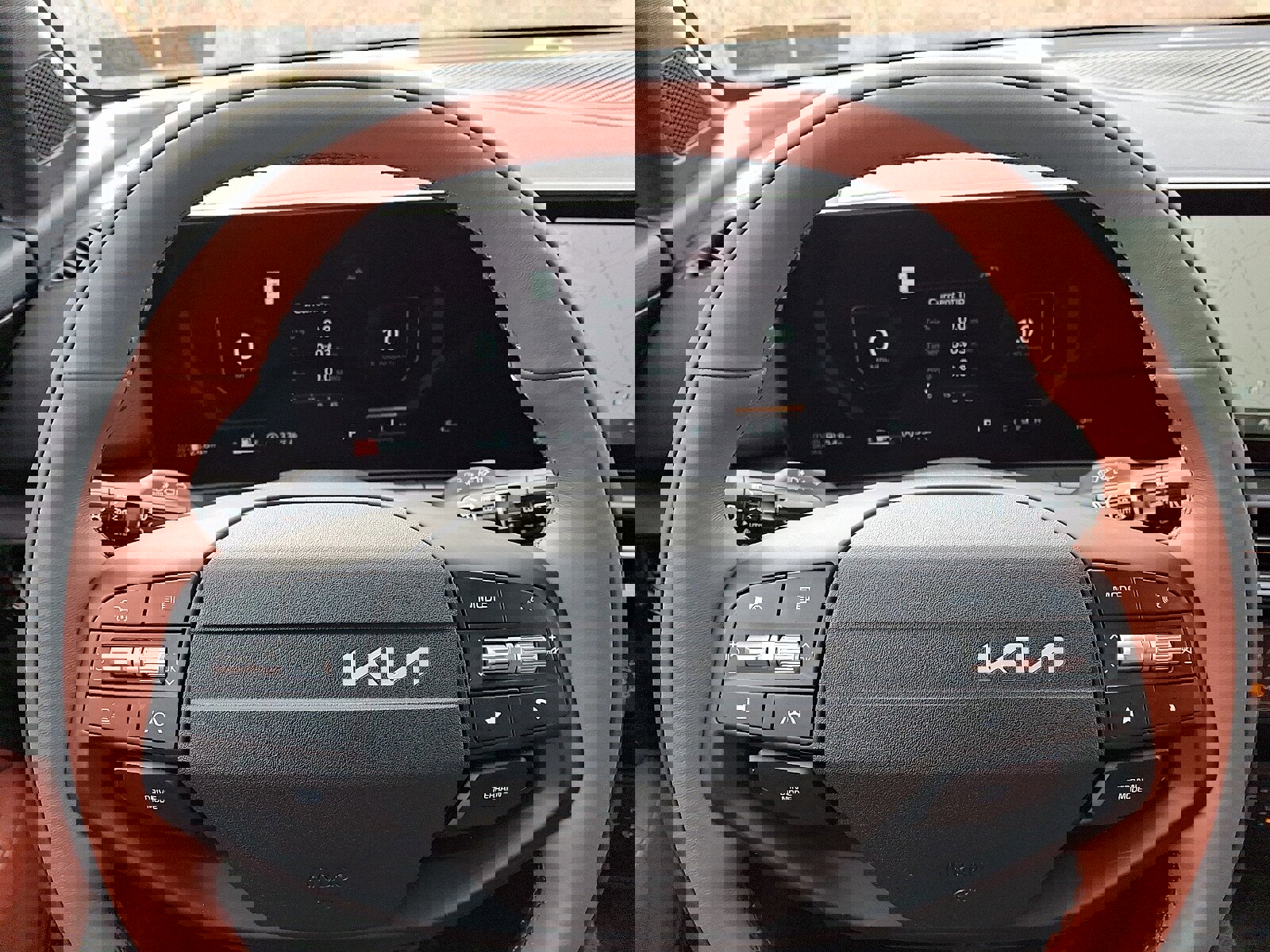 New 2026 Kia Sportage SX image 15