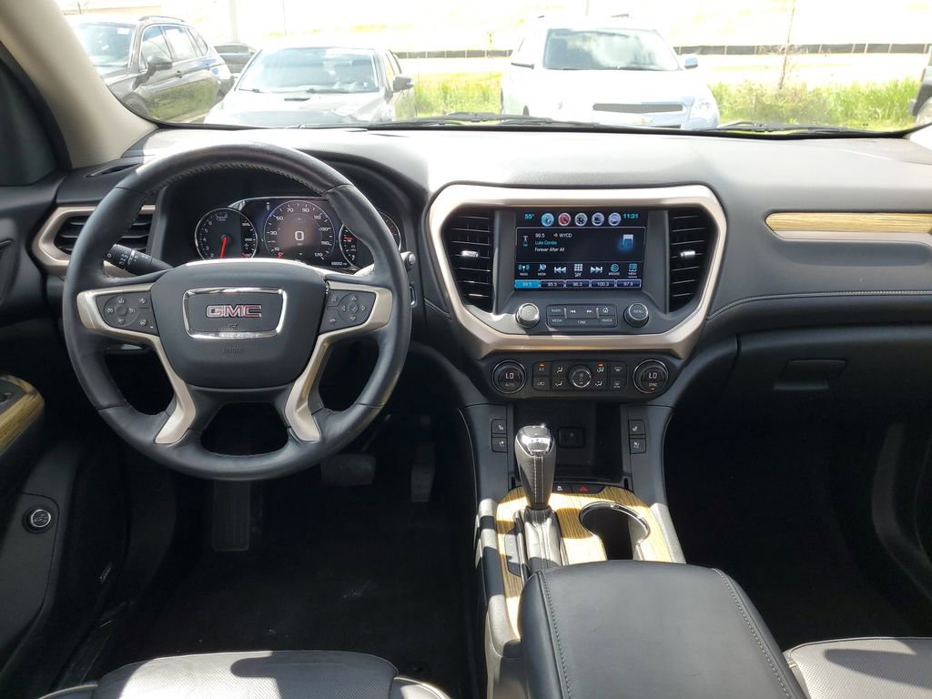 Used 2017 GMC Acadia Denali AWD/4WD image 17