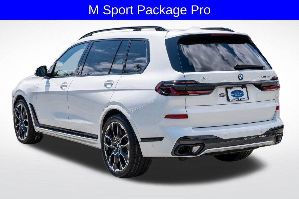 Used 2025 BMW X7 xDrive40i w/ M Sport Package AWD/4WD image 6