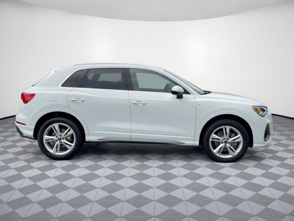 Used 2024 Audi Q3 2.0T Premium AWD/4WD image 8