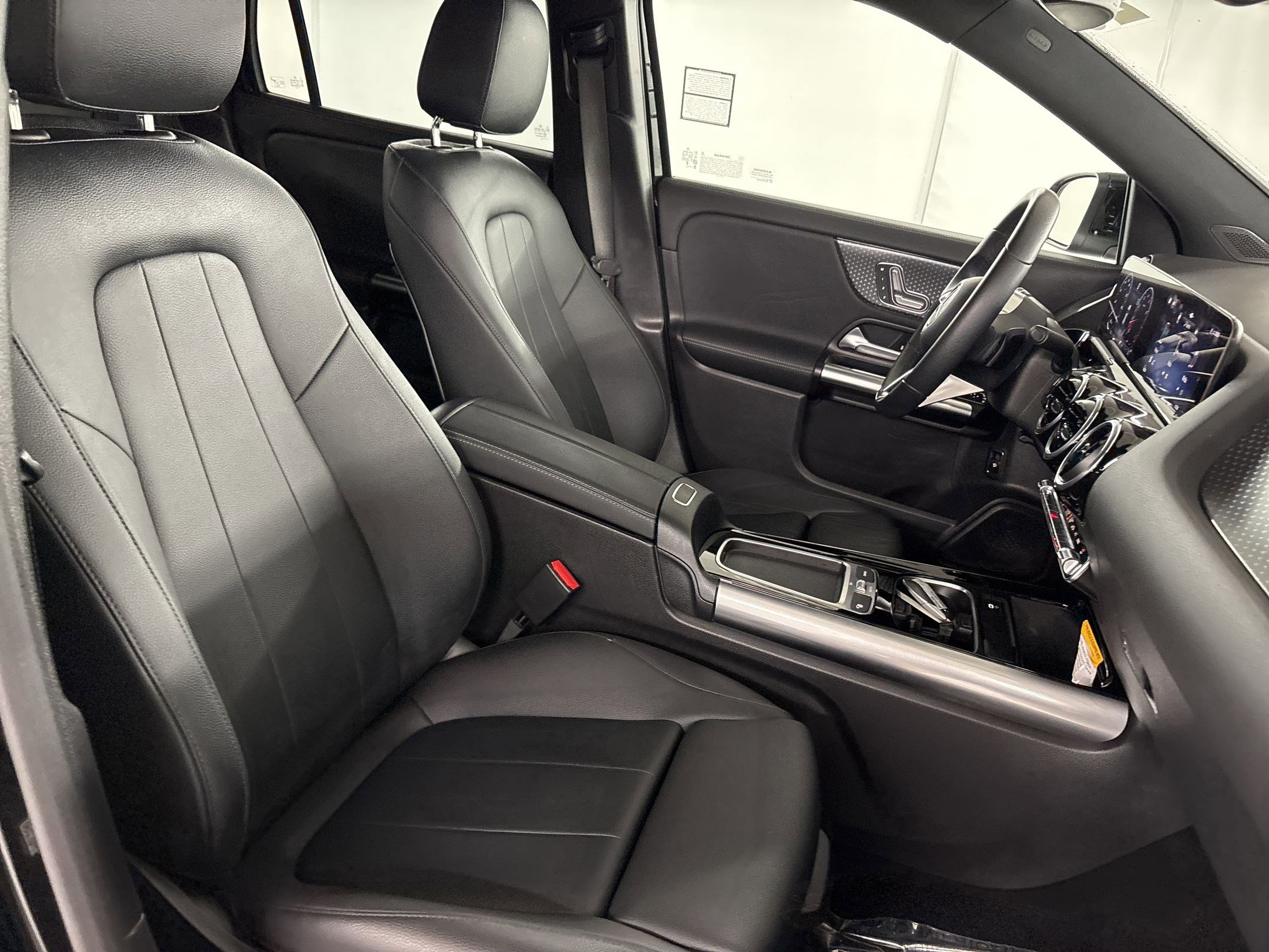 Certified 2025 Mercedes-Benz GLA 250 image 31