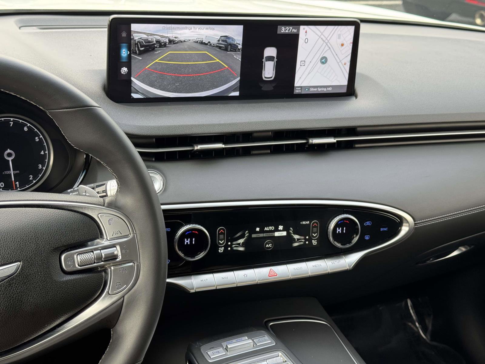 Used 2025 Genesis GV70 2.5T image 4