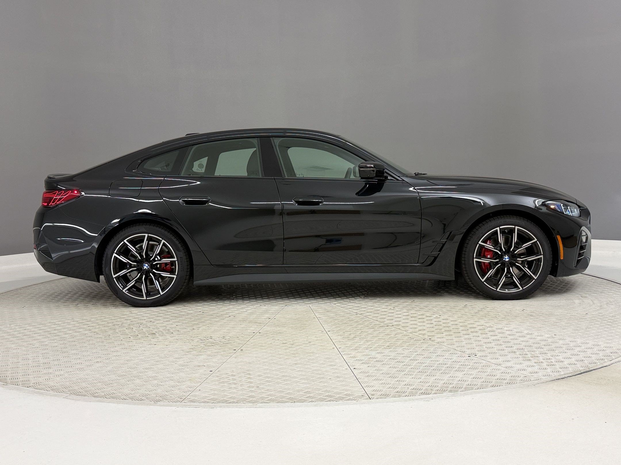 New 2026 BMW 430i w/ M Sport Package RWD image 8