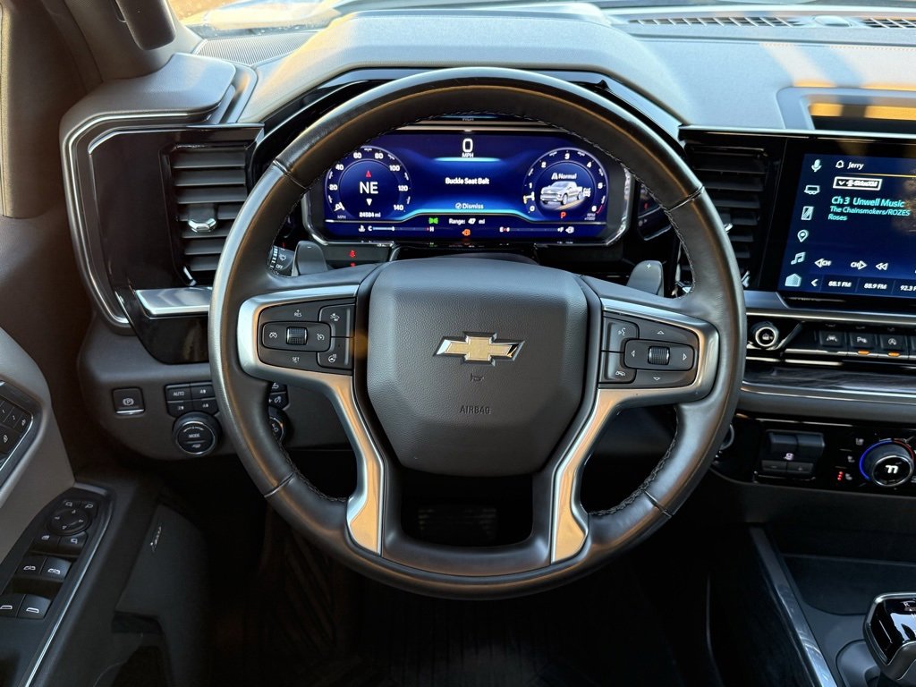 Used 2025 Chevrolet Silverado 1500 LTZ w/ LTZ Premium Package image 24