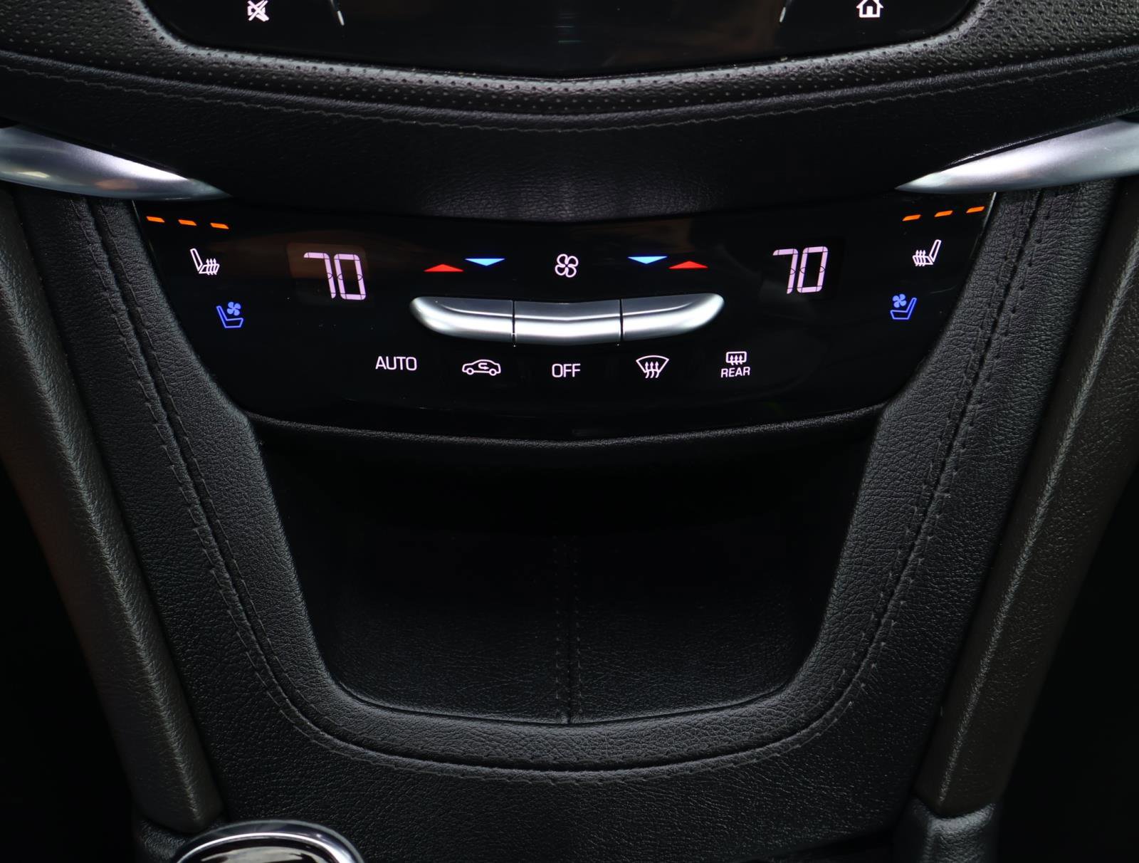 Used 2024 Cadillac XT5 Premium Luxury image 30