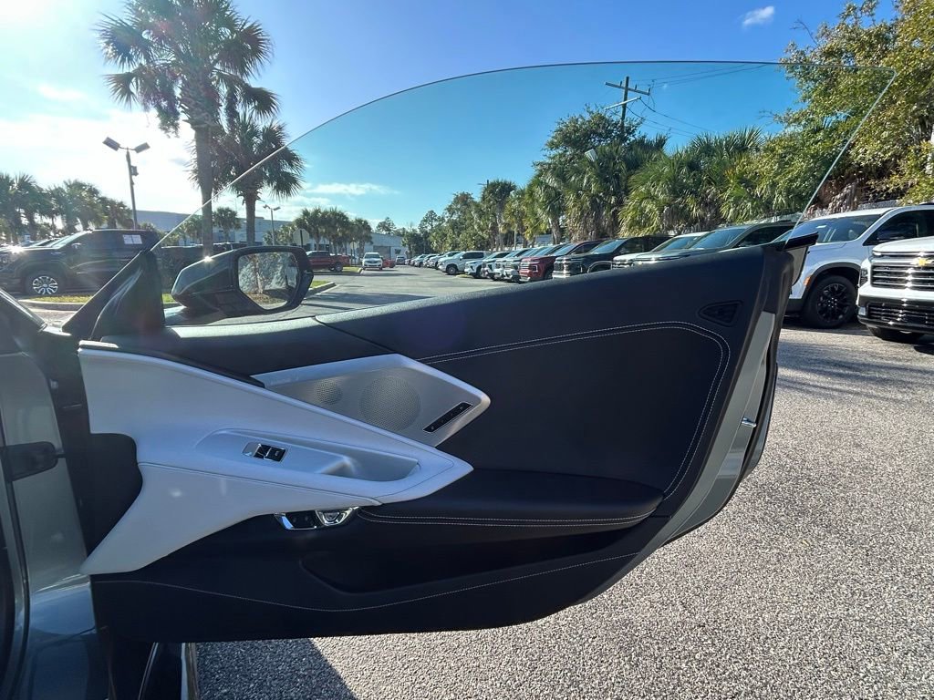 Used 2023 Chevrolet Corvette Z06 w/ Battery Protection Package image 26