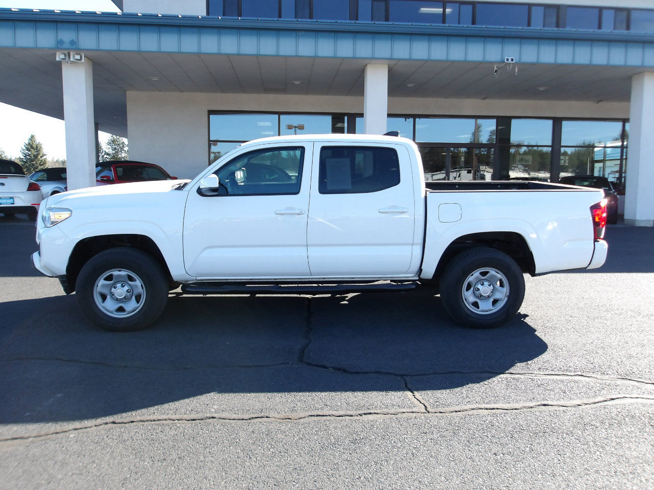 Used 2021 Toyota Tacoma SR5 image 2