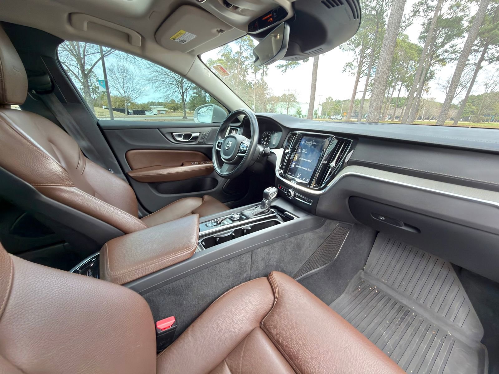 Used 2020 Volvo S60 T6 Inscription image 18