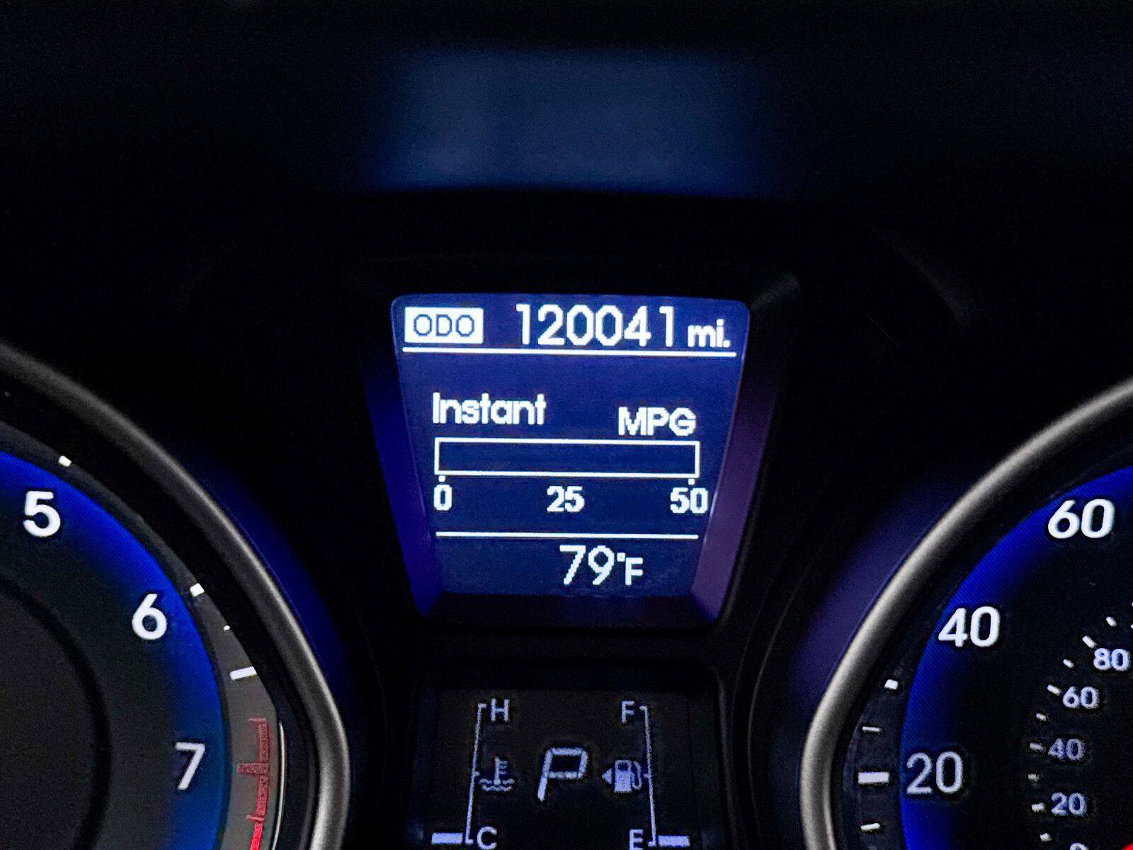 Used 2014 Hyundai Elantra GT FWD image 26