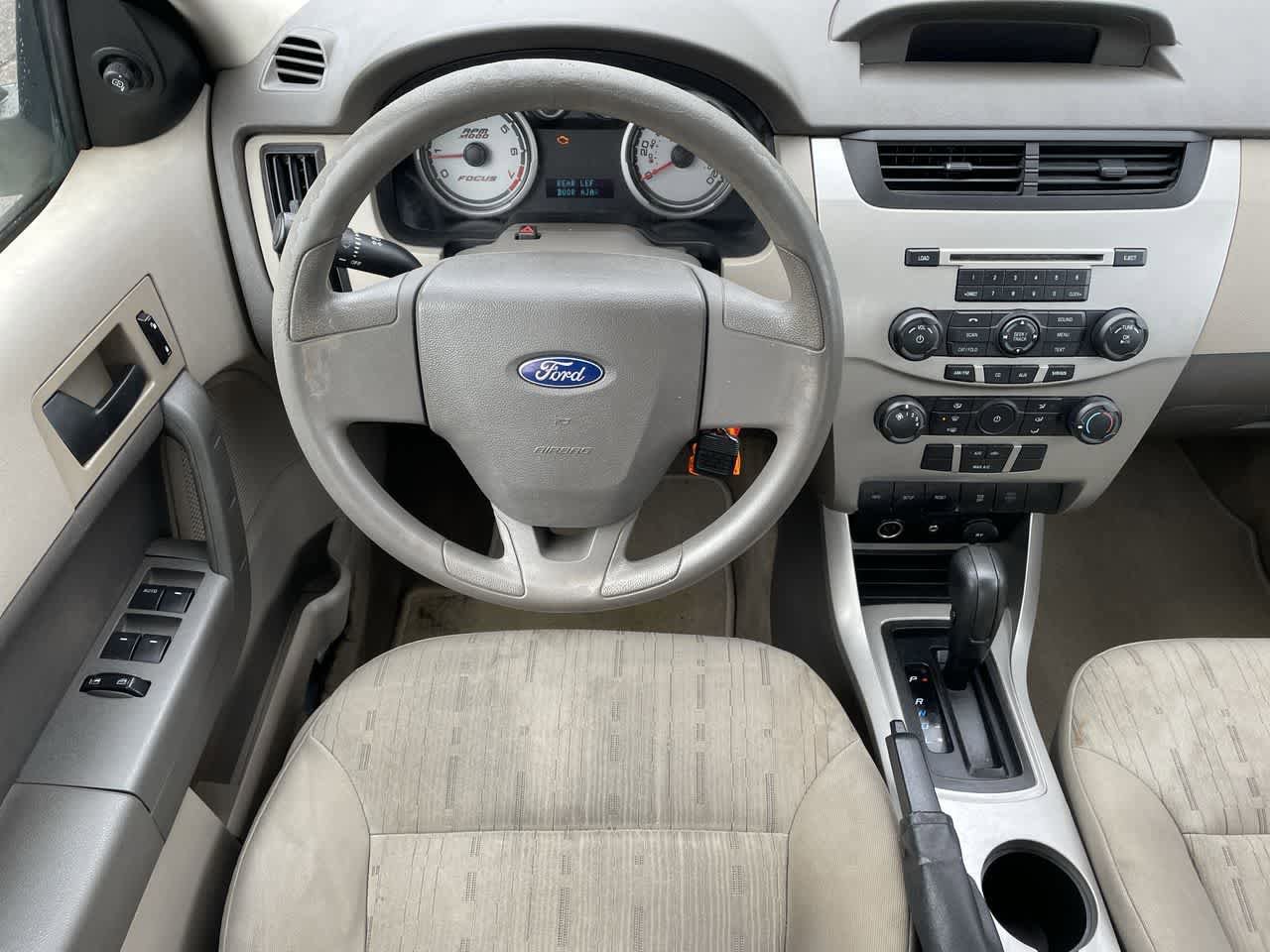 Used 2008 Ford Focus SE FWD image 11