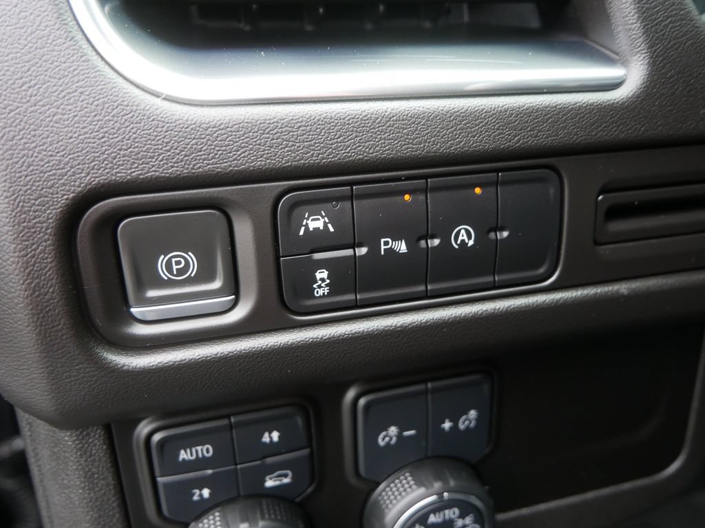 Used 2023 Chevrolet Tahoe LS w/ Driver Alert Package AWD/4WD image 18