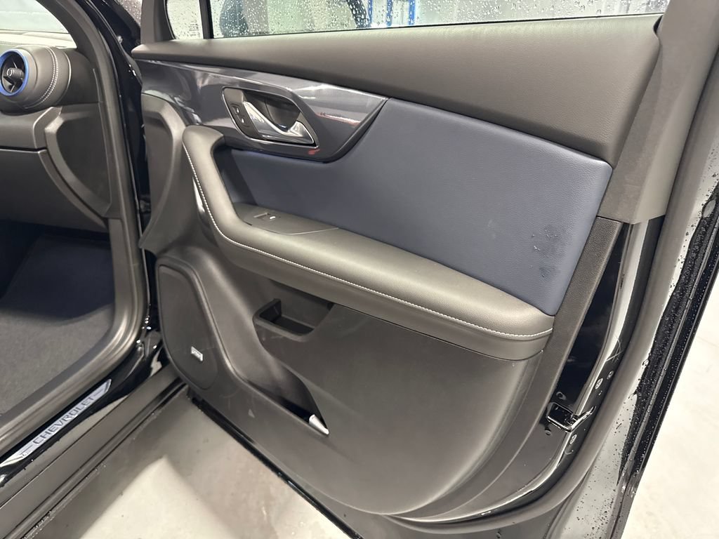 New 2026 Chevrolet Blazer RS w/ Enhanced Convenience Package FWD image 38