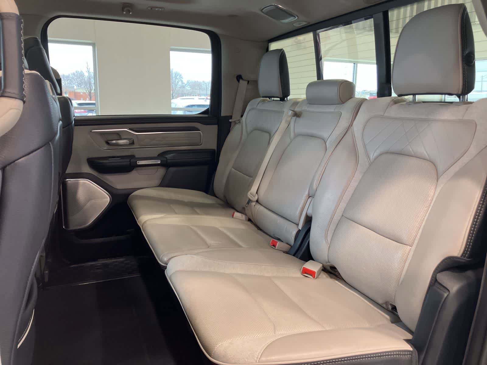 Used 2022 RAM 1500 Limited AWD/4WD image 31