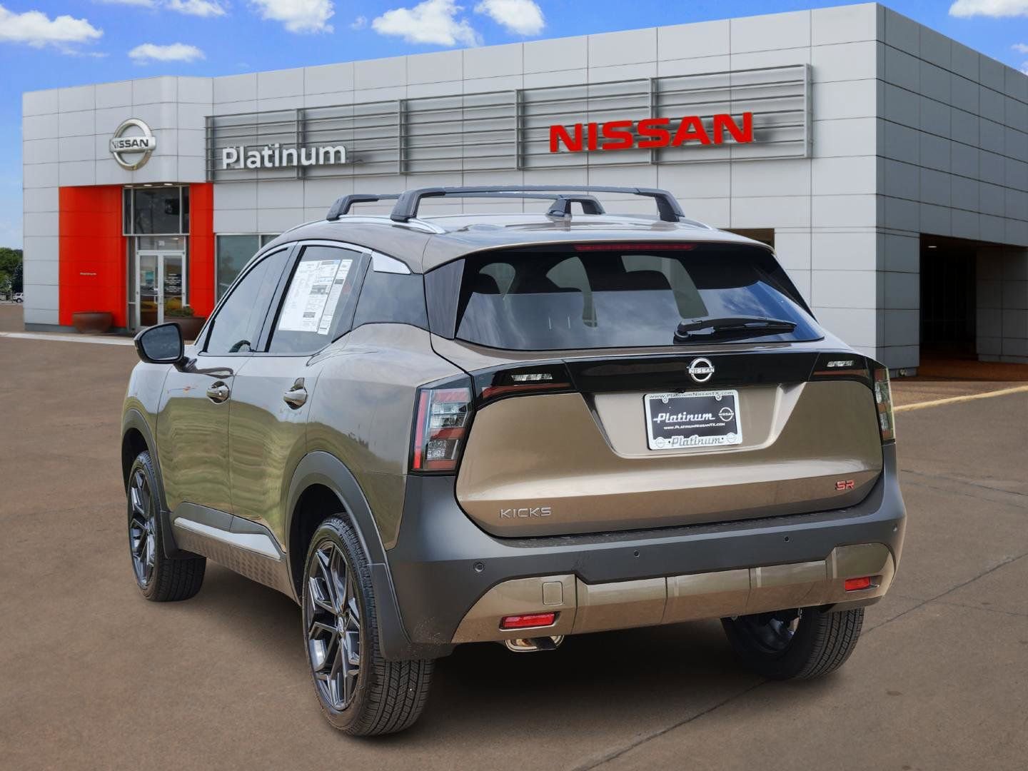 New 2026 Nissan Kicks SR w/ Illumination Package image 5