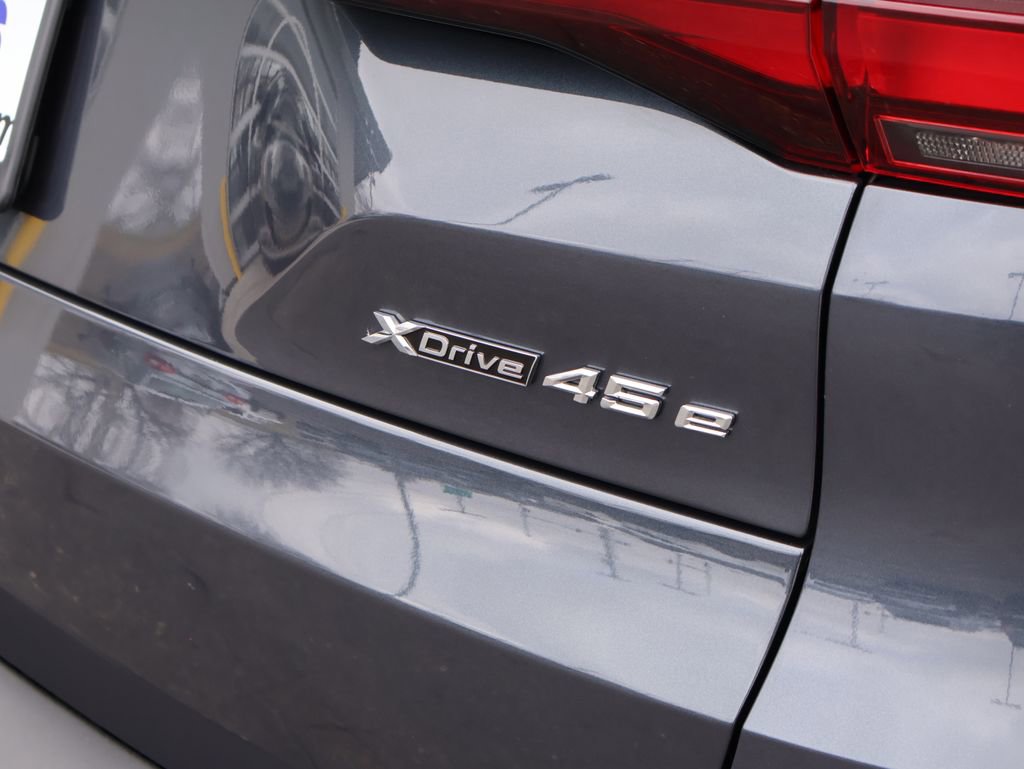 Used 2022 BMW X5 xDrive45e w/ Luxury Seating Package image 9