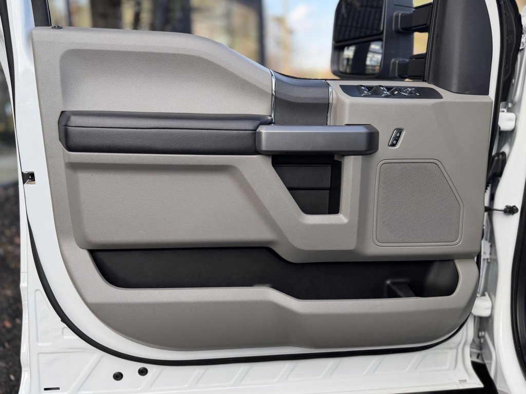 Used 2022 Ford F350 XLT image 27