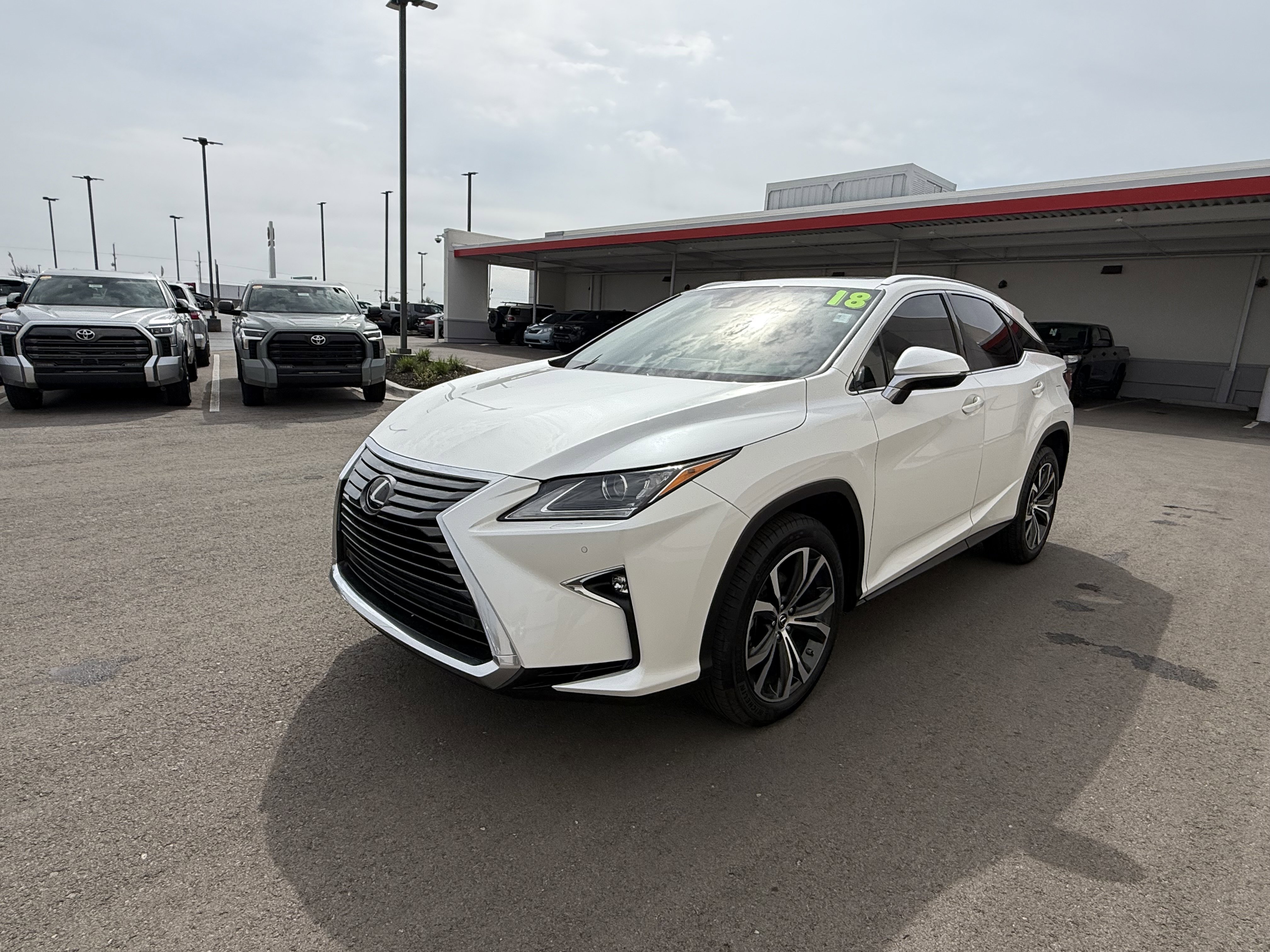 Used 2018 Lexus RX 350 AWD w/ Premium Package image 2