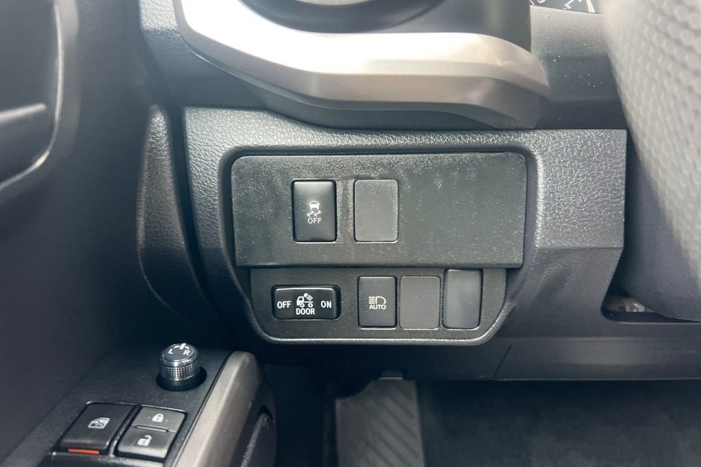 Certified 2023 Toyota Tacoma SR5 RWD image 32