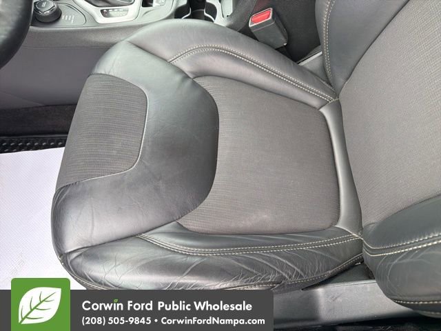 Used 2018 Jeep Cherokee Latitude Plus w/ Cold Weather Group image 24