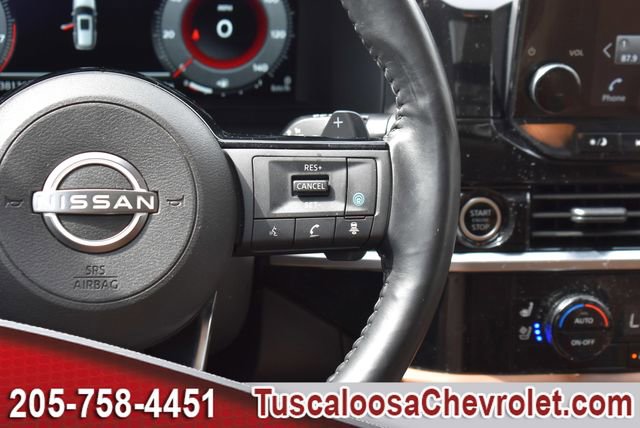 Used 2024 Nissan Pathfinder Platinum FWD image 35
