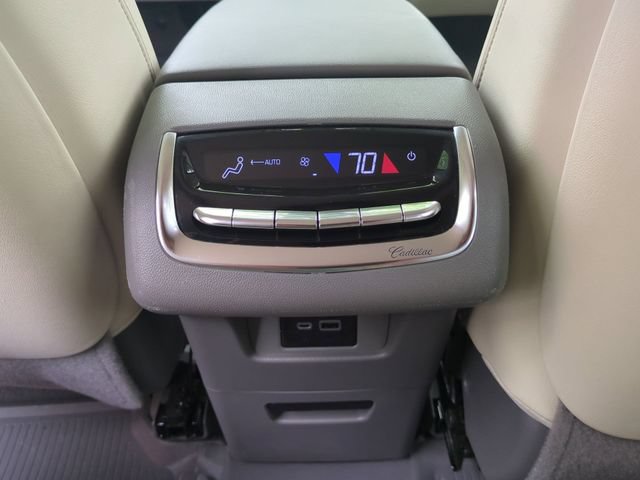 Used 2021 Cadillac XT6 Premium Luxury AWD/4WD image 33