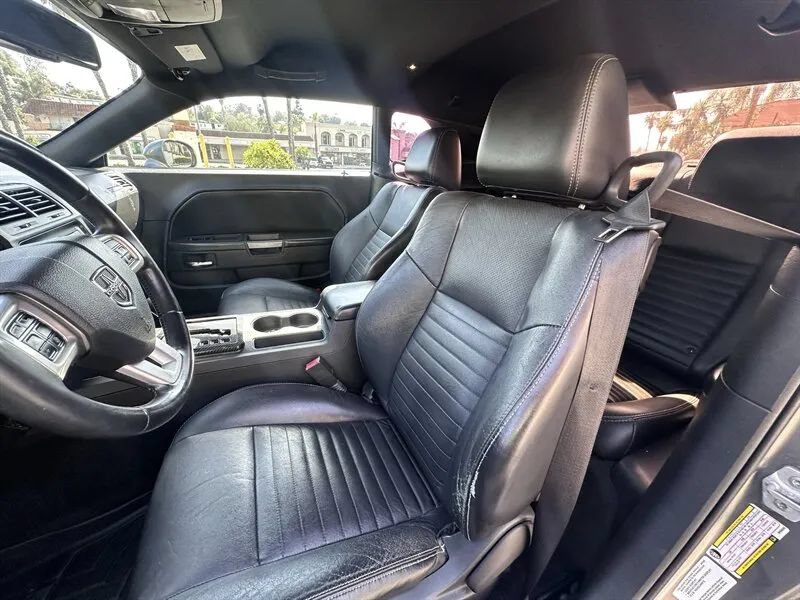 Used 2011 Dodge Challenger RWD image 15