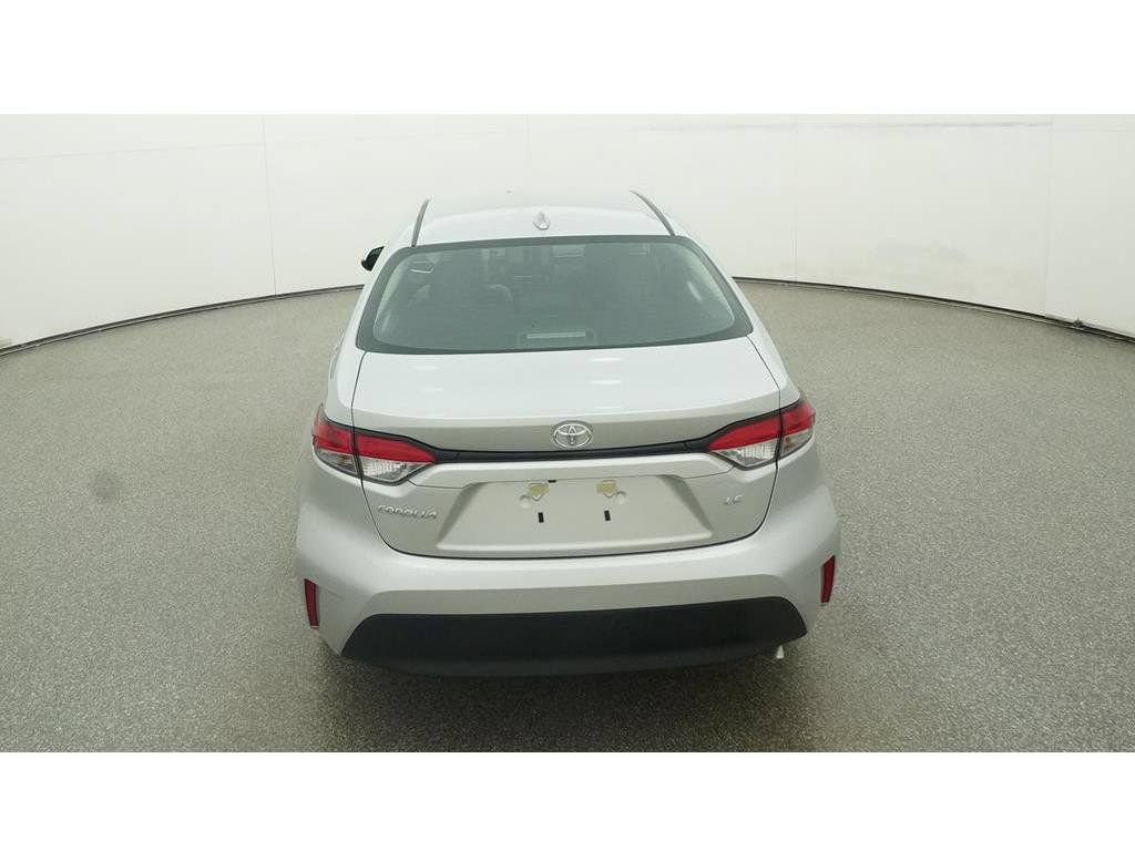 Used 2024 Toyota Corolla LE FWD image 8