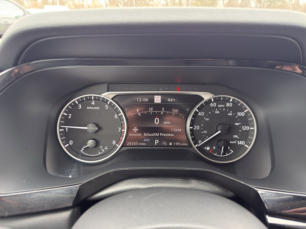Certified 2025 Nissan Pathfinder SL image 17