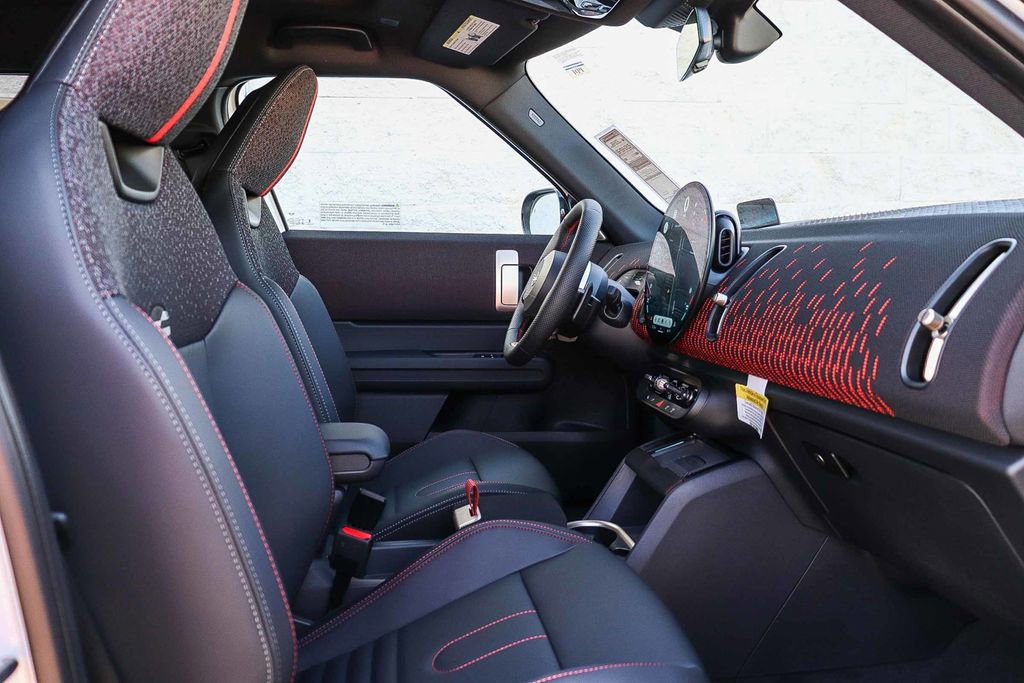 New 2026 MINI Cooper Countryman S w/ Comfort Package Max image 16