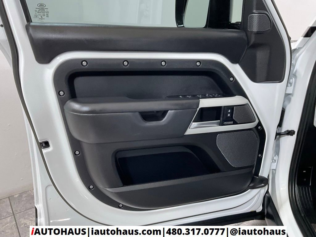 Used 2023 Land Rover Defender 110 X-Dynamic SE AWD/4WD image 35