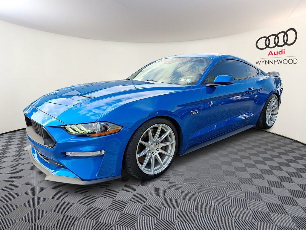 Used 2021 Ford Mustang GT Premium w/ GT Performance Package RWD image 3