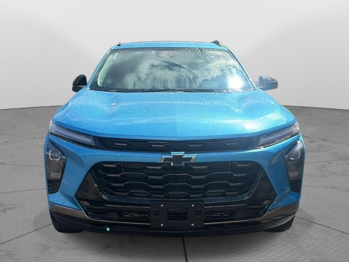 New 2026 Chevrolet Trax ACTIV w/ Sunroof Package FWD image 1