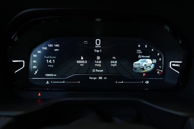 Used 2024 GMC Yukon Denali AWD/4WD image 22