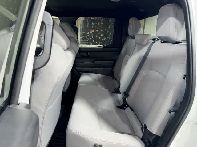 Used 2026 Toyota Tacoma SR5 AWD/4WD image 17