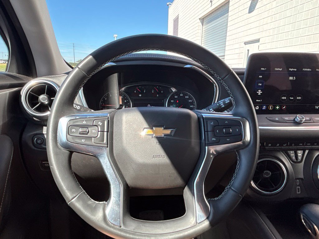 Used 2024 Chevrolet Blazer LT FWD image 20
