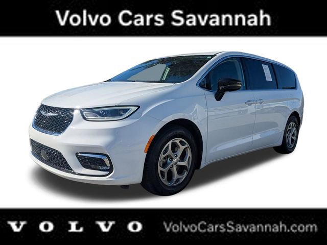 Used 2024 Chrysler Pacifica Limited image 10