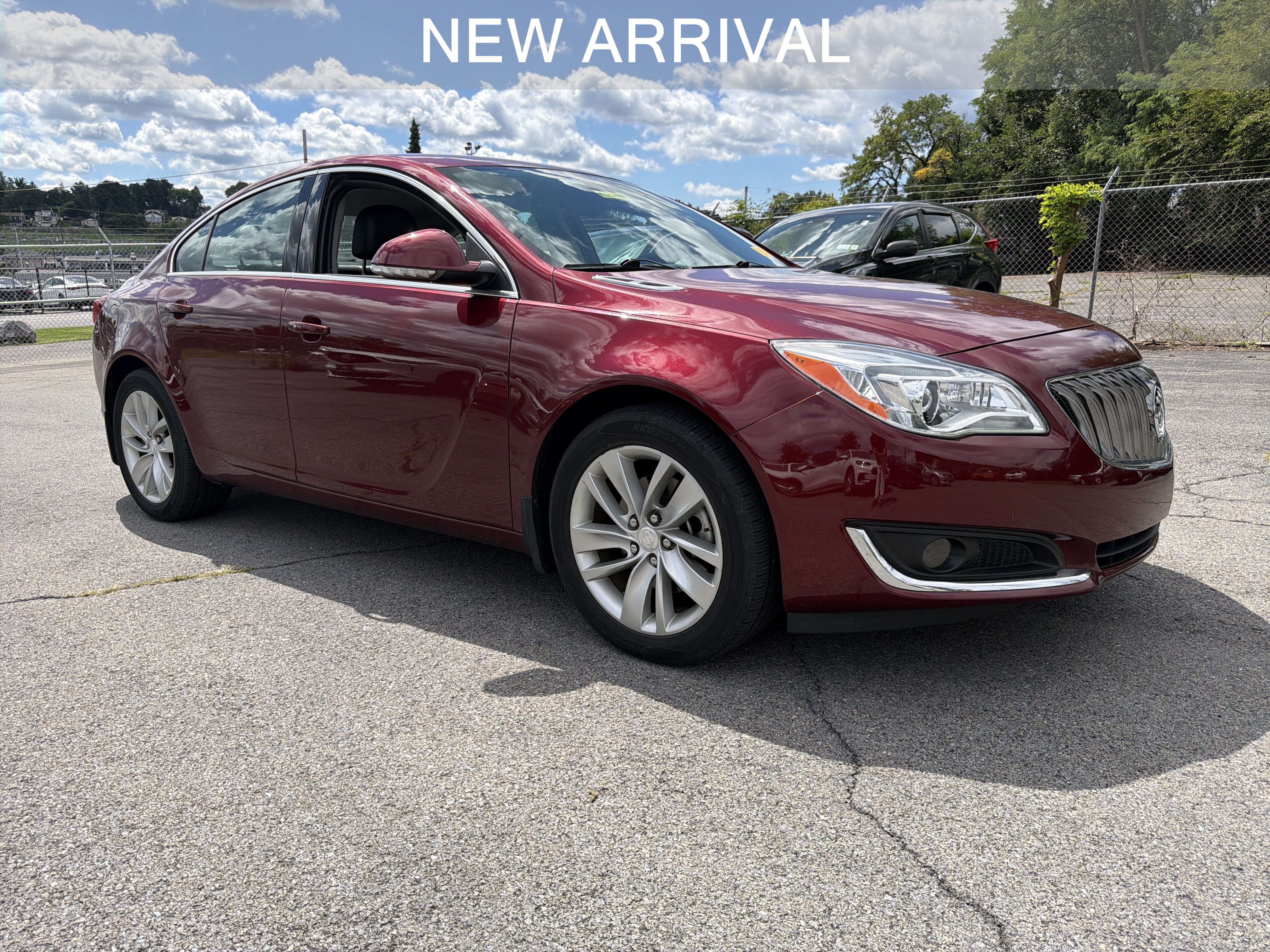 Used 2016 Buick Regal Premium AWD/4WD image 1