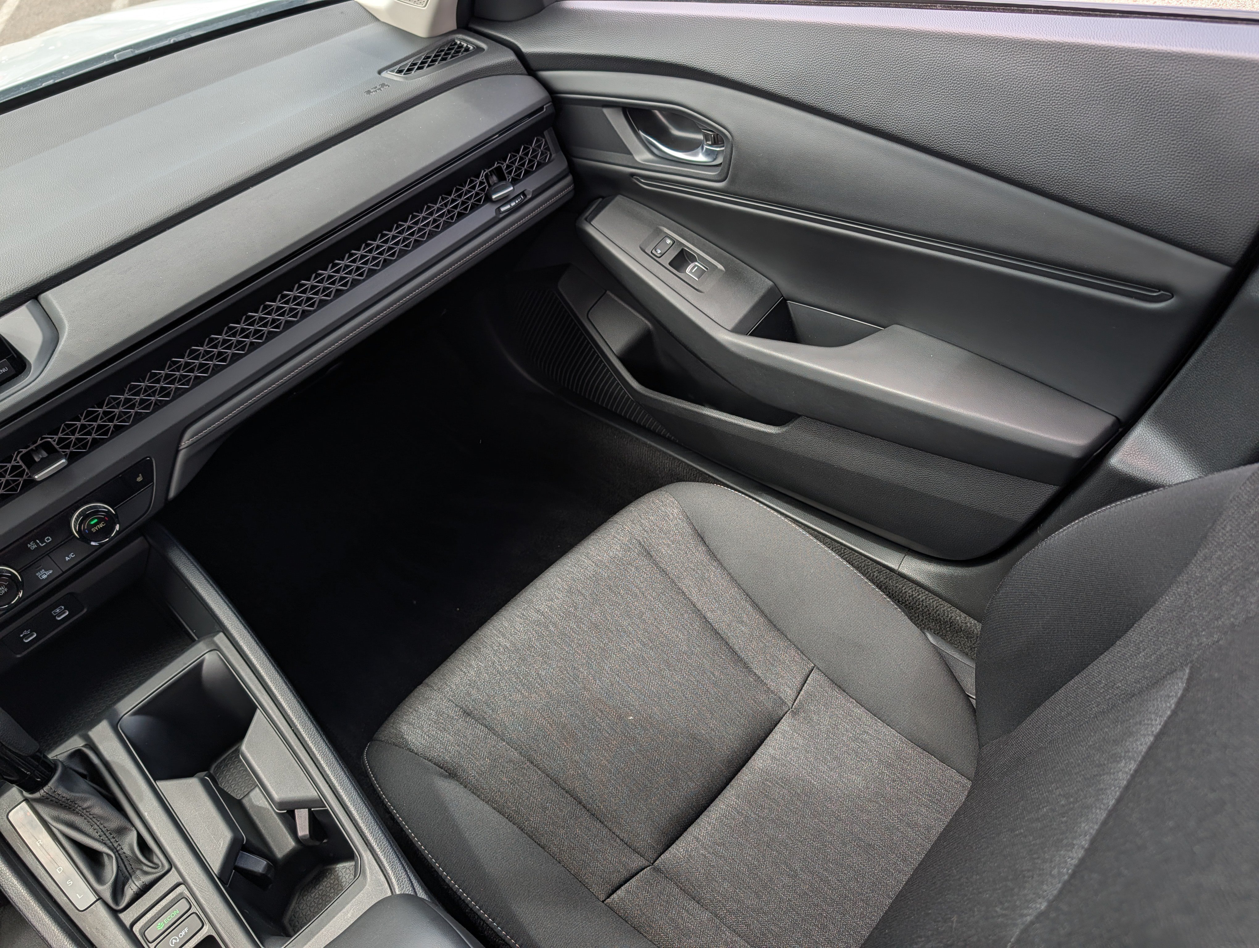 Used 2024 Honda Accord EX image 11