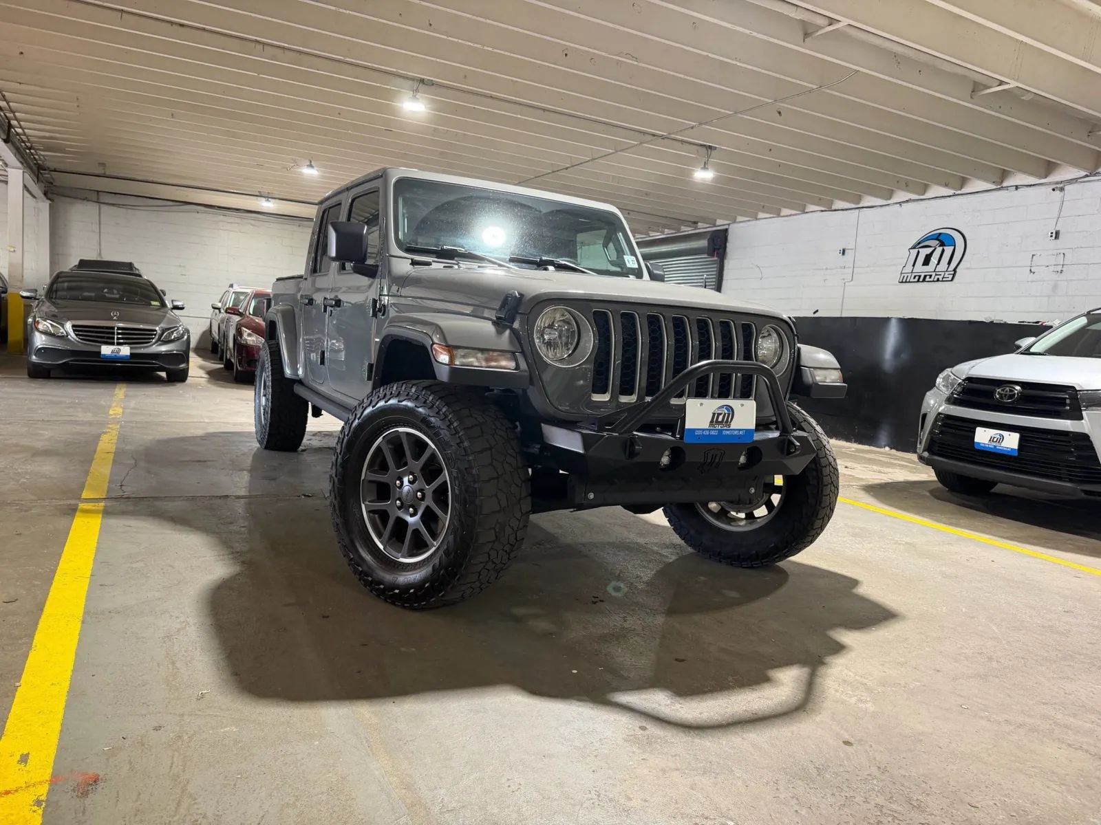 Used 2022 Jeep Gladiator Overland w/ Popular Equipment Package AWD/4WD image 6