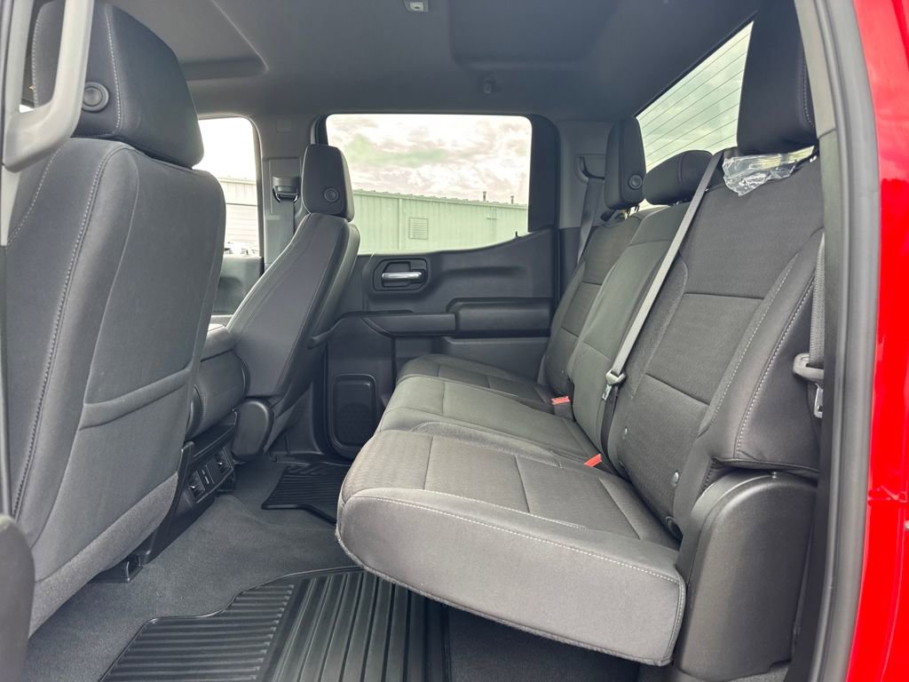 Used 2024 Chevrolet Silverado 1500 Custom Trail Boss w/ Dark Appearance Package image 12