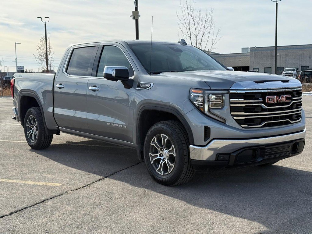 Used 2025 GMC Sierra 1500 SLT image 8