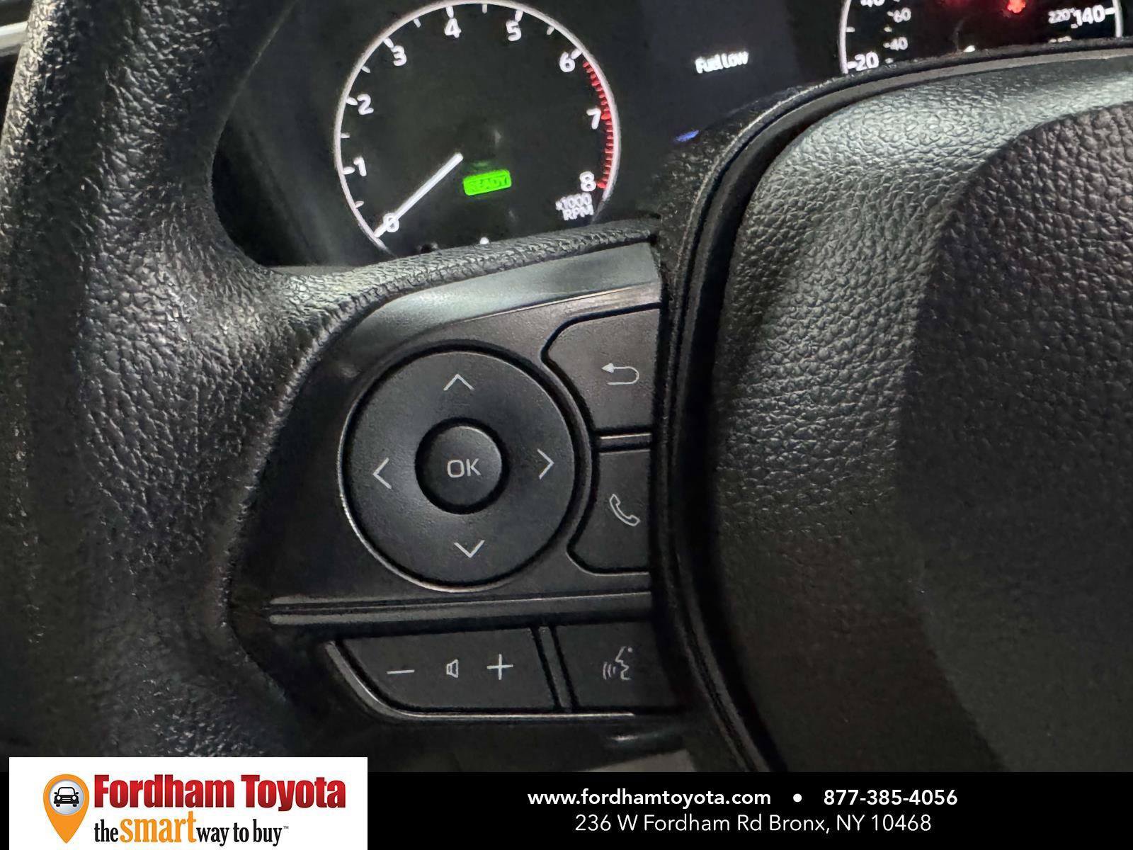 Used 2024 Toyota Corolla Cross AWD Hybrid image 20