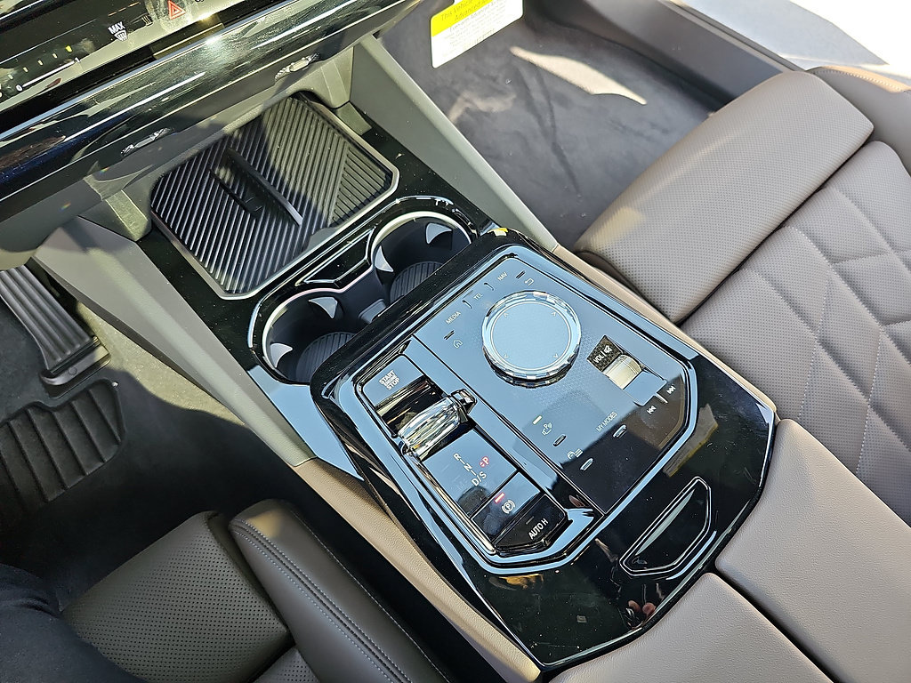 New 2026 BMW 530i w/ Executive Package RWD image 25